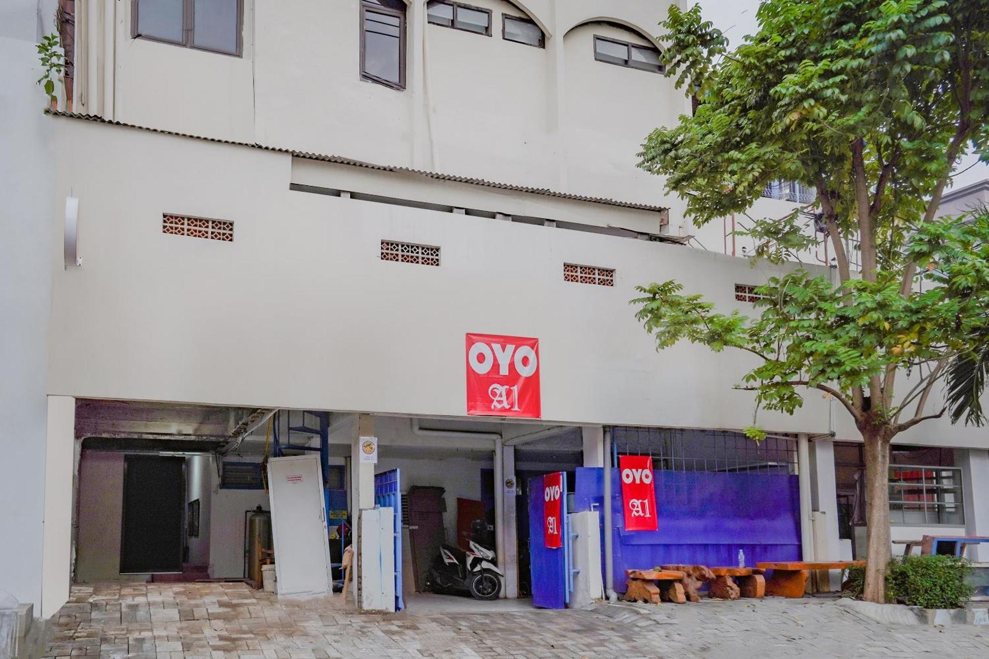 Spot On 90110 A1 Pakis Argosari Ξενοδοχείο Σουραμπάγια Εξωτερικό φωτογραφία